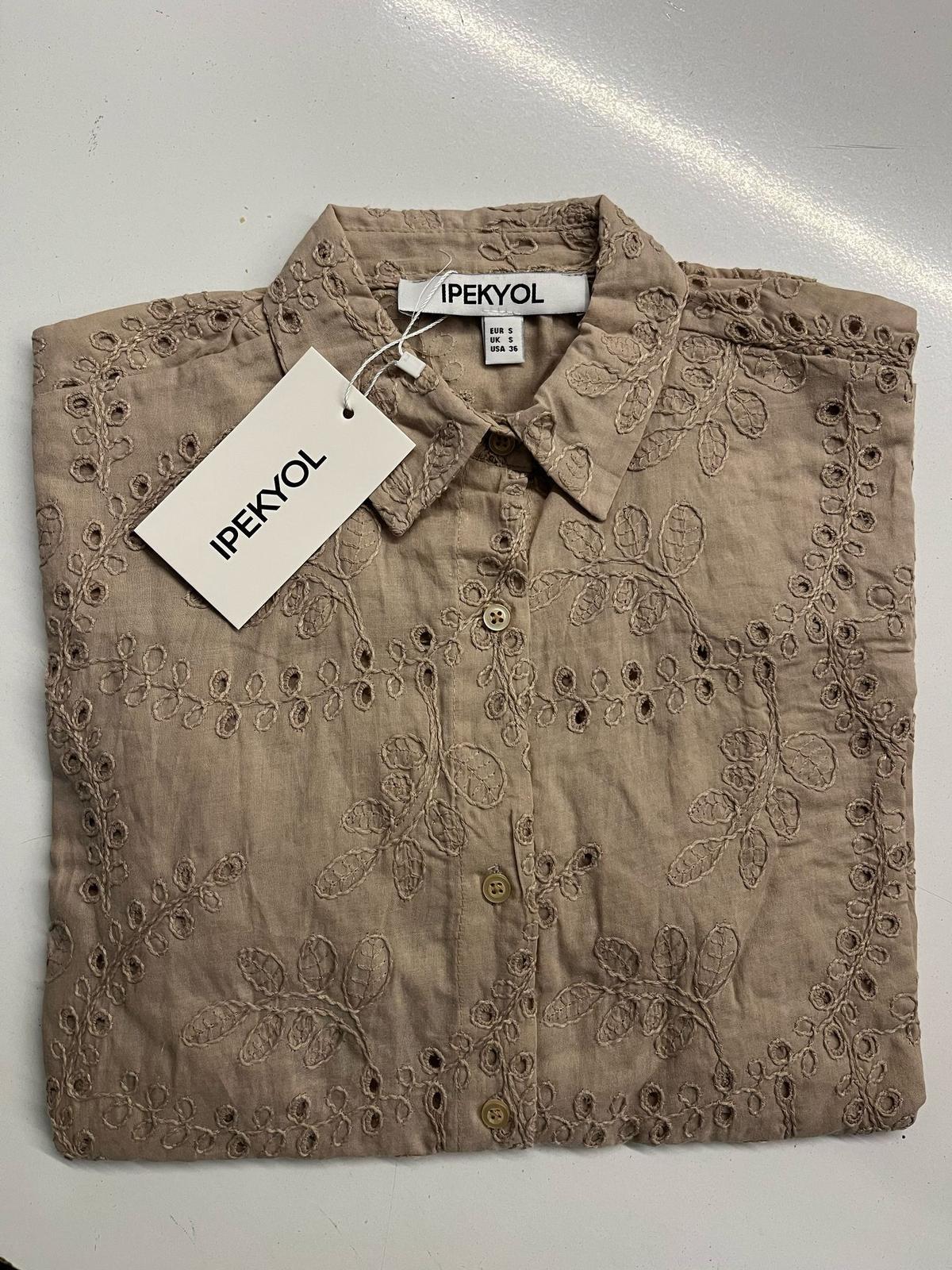 Fisto Detaylı Sütlü Kahve Gömlek