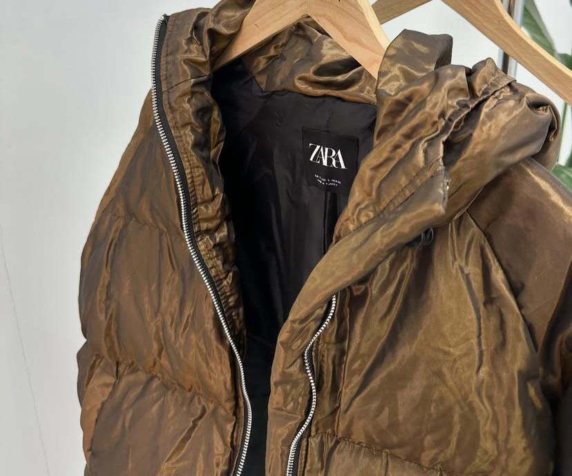 Gold Fermuarlı Kapuşonlu Mont