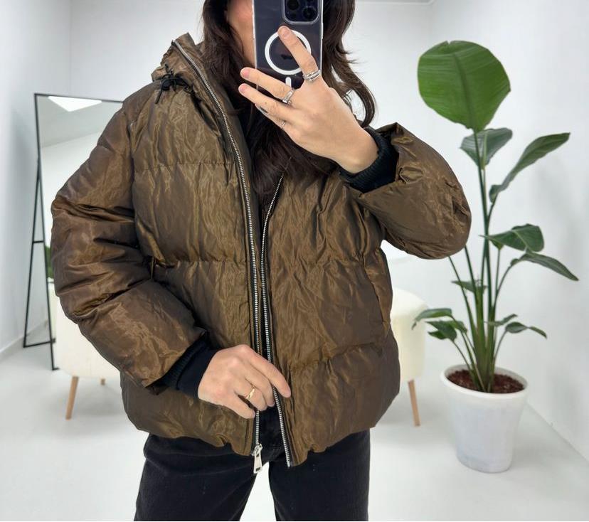 Gold Fermuarlı Kapuşonlu Mont