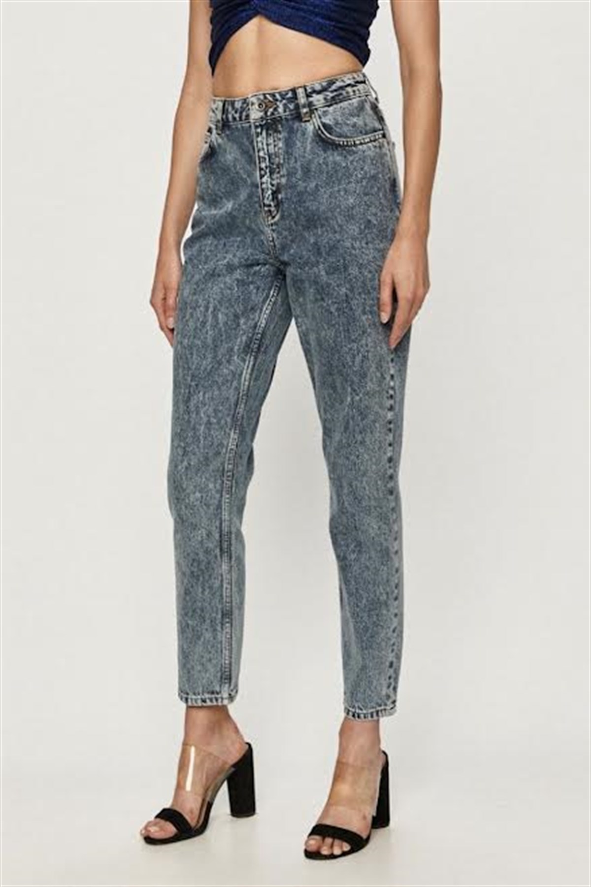 Noisy  May  Mum Jean