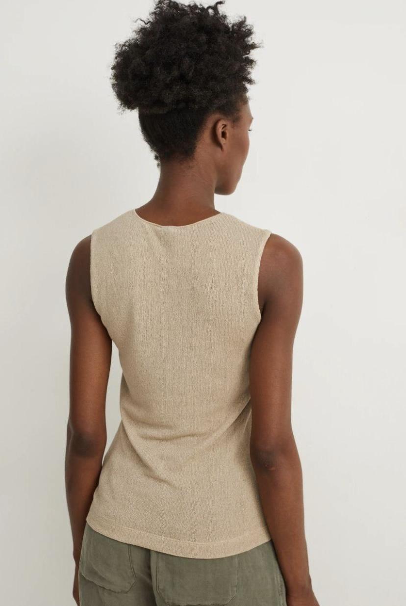 Yumuşak Dokulu Kolsuz Bluz