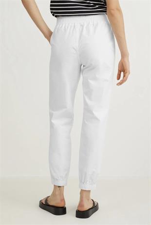 Beyaz Gabardin Pantolon
