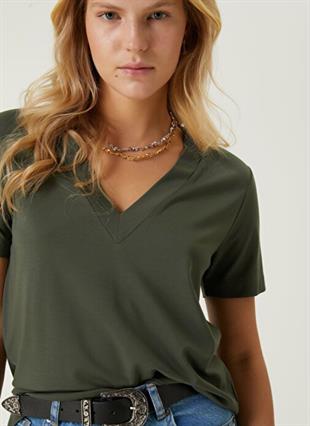 BYMN V yaka Yeşil Tişört