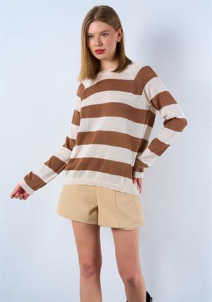 Çizgili Kahverengi Triko Kazak