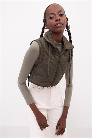 En Nayf Haki Crop Şişme Yelek