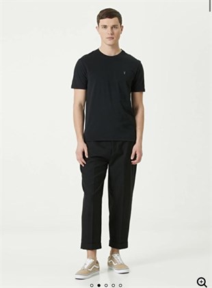 Orjinal Marka Sıfır Yaka Tshirt