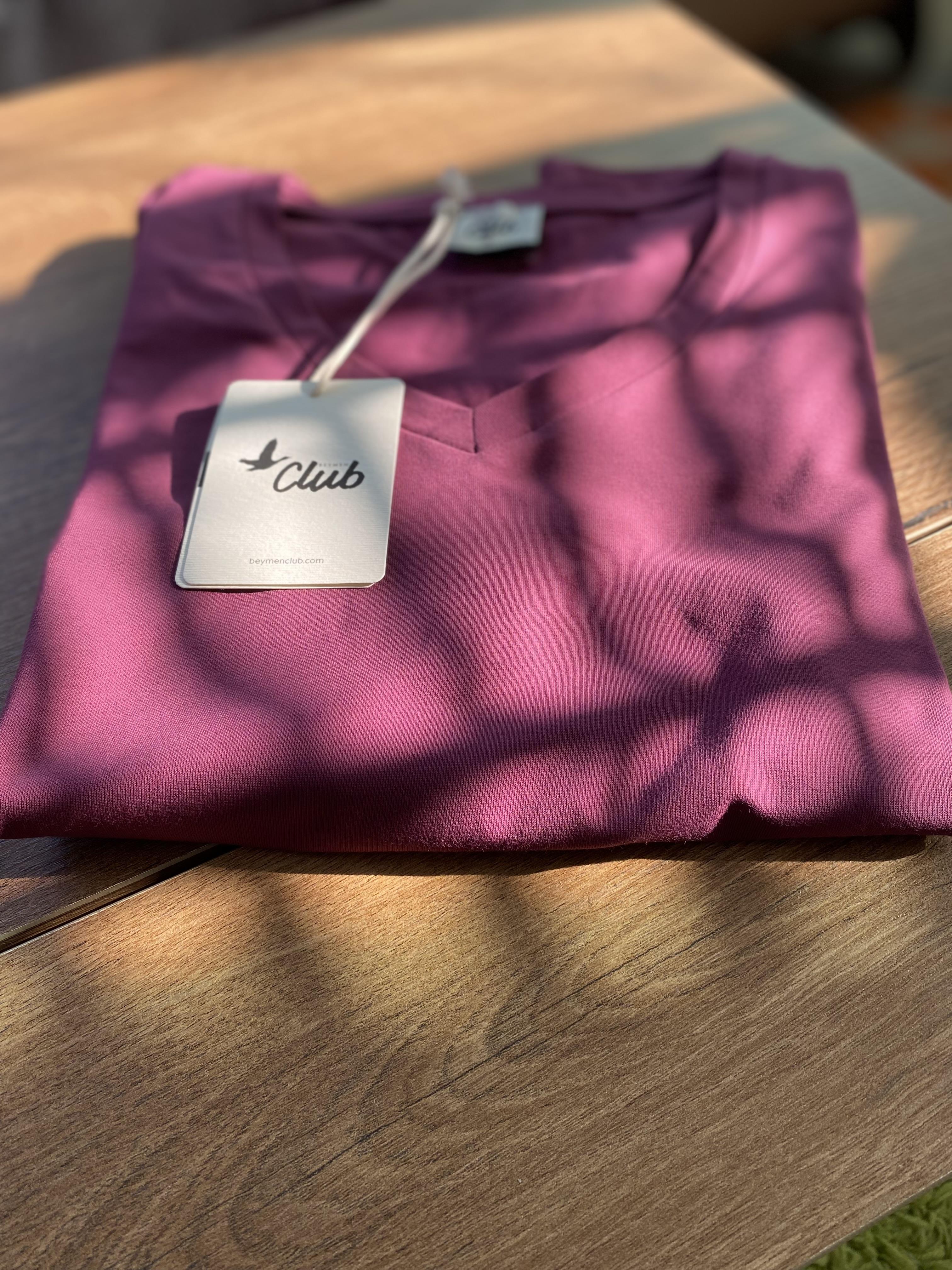 BYMN V yaka Bordo Tişört