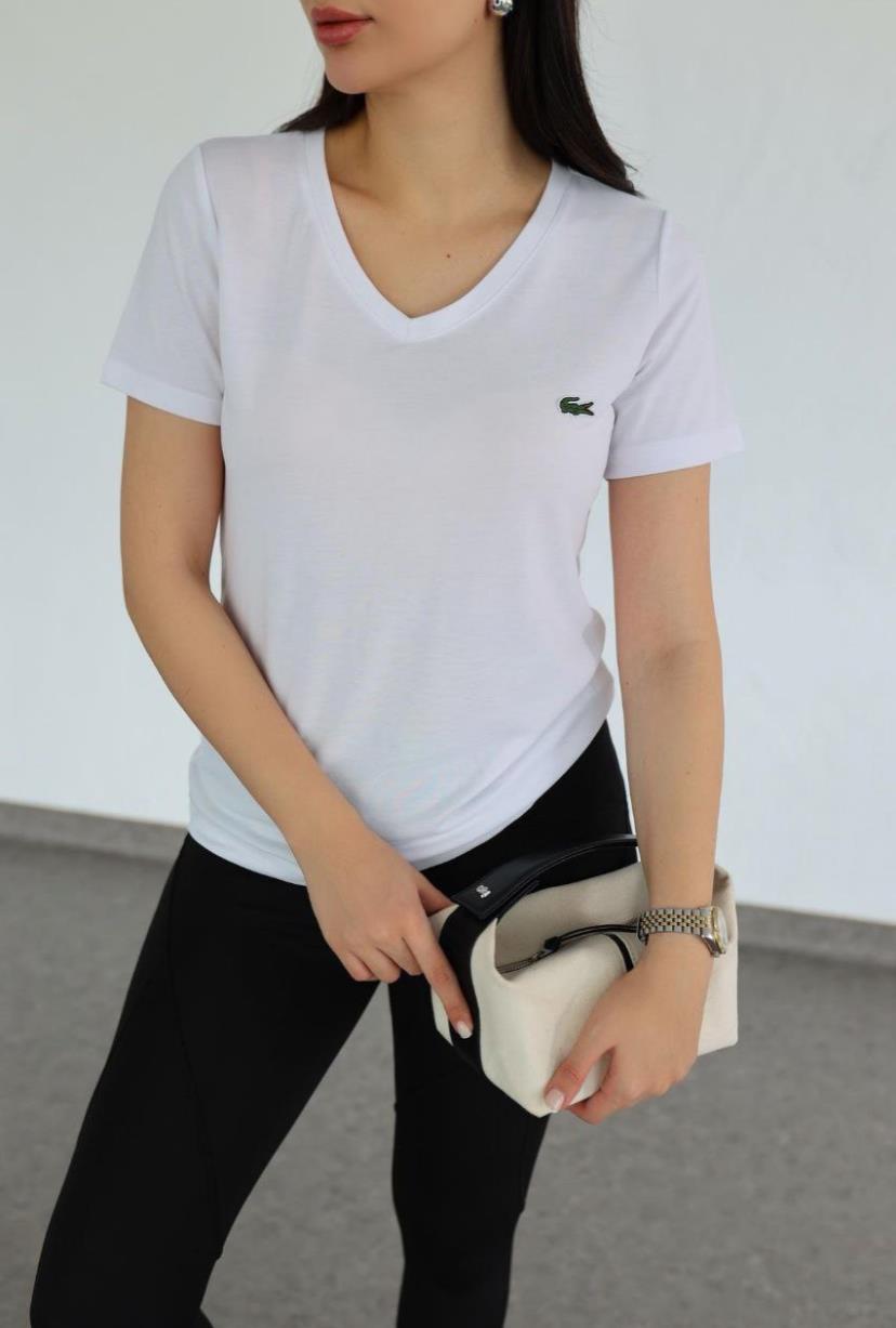 LCST V Yaka Beyaz Tişört