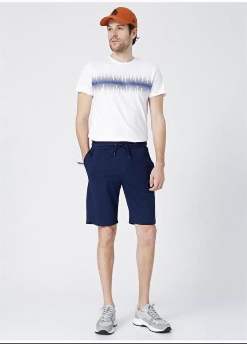 Mavi Renk Cep Fermuarlı şort