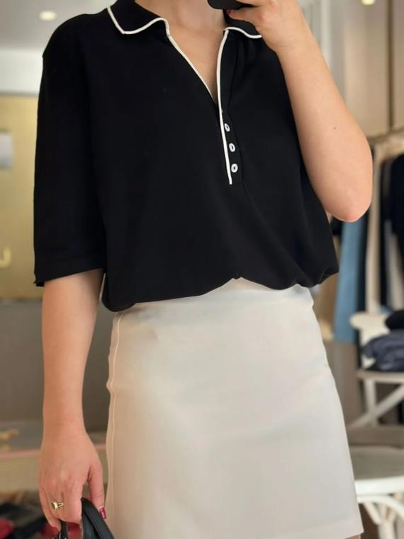 Polo Yaka Düğmeli Siyah Triko Bluz