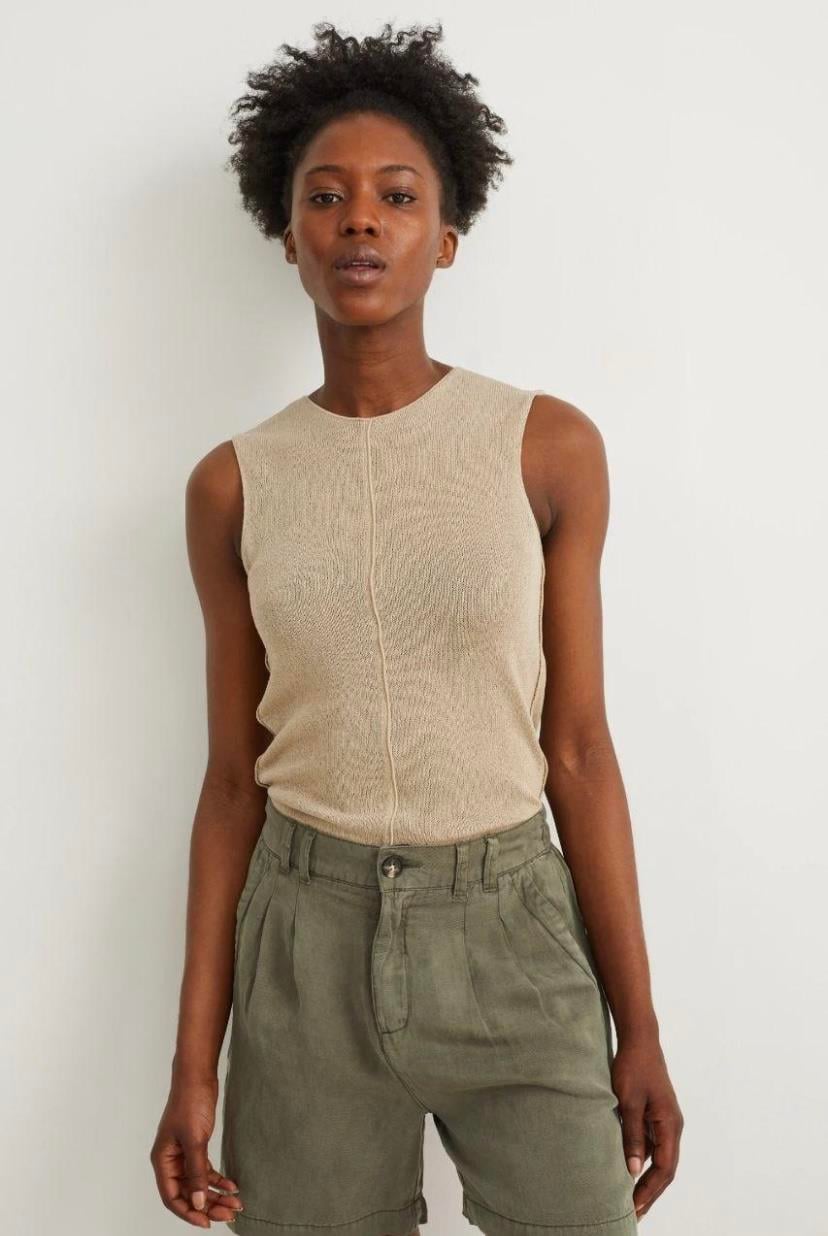 Yumuşak Dokulu Kolsuz Bluz