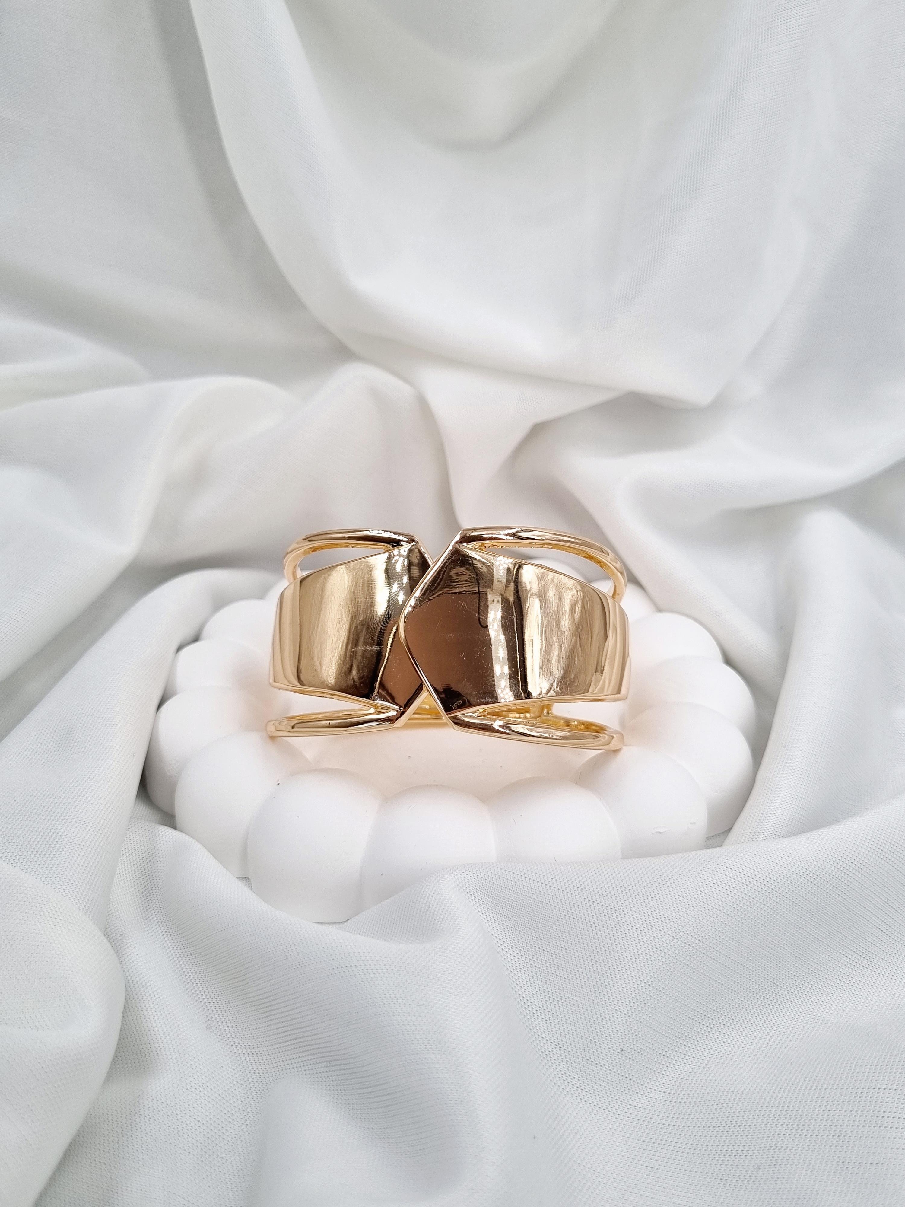 Monaco Kelepçe MC06