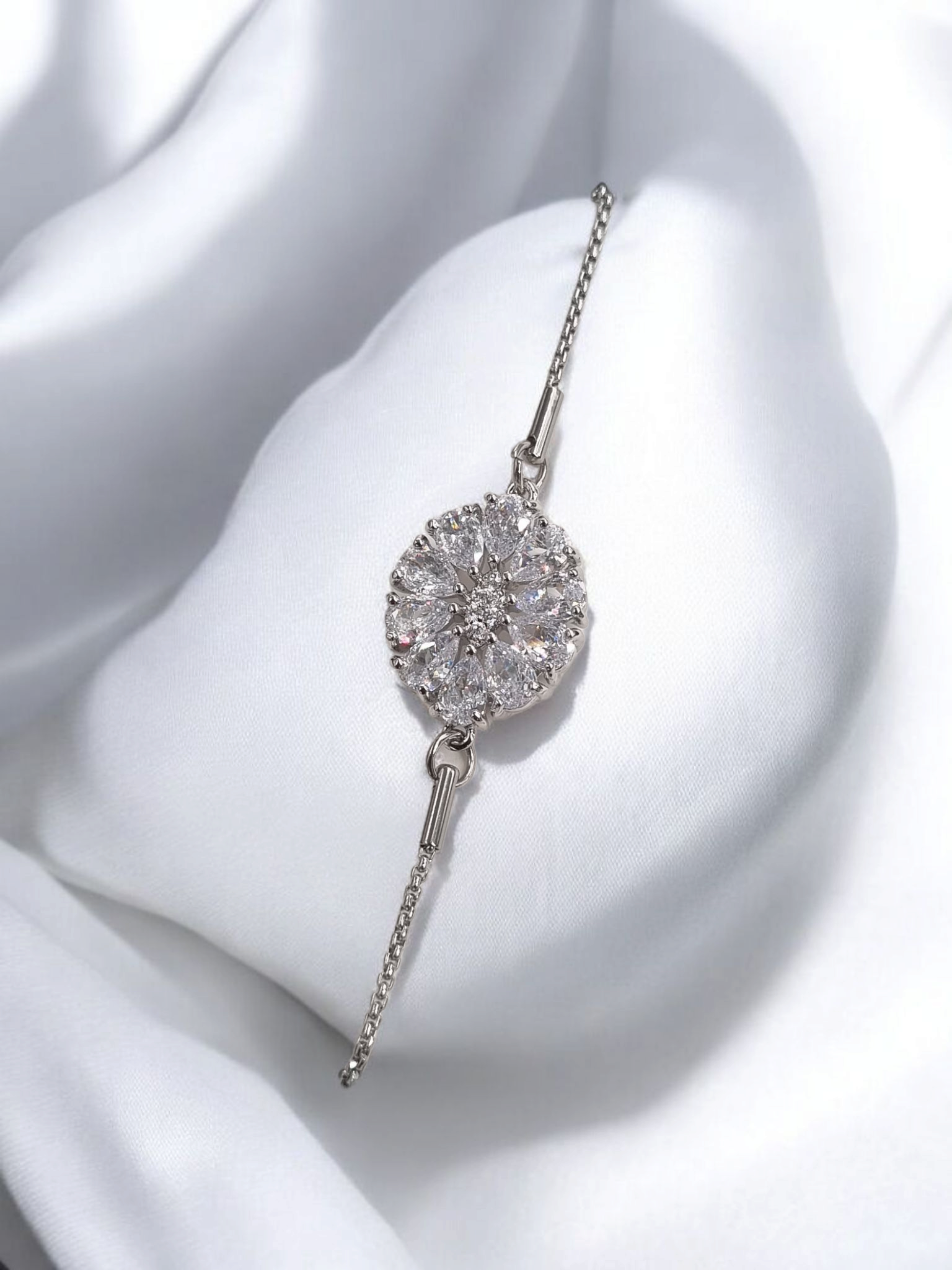 Çelik Asansörlü Bileklik AB21