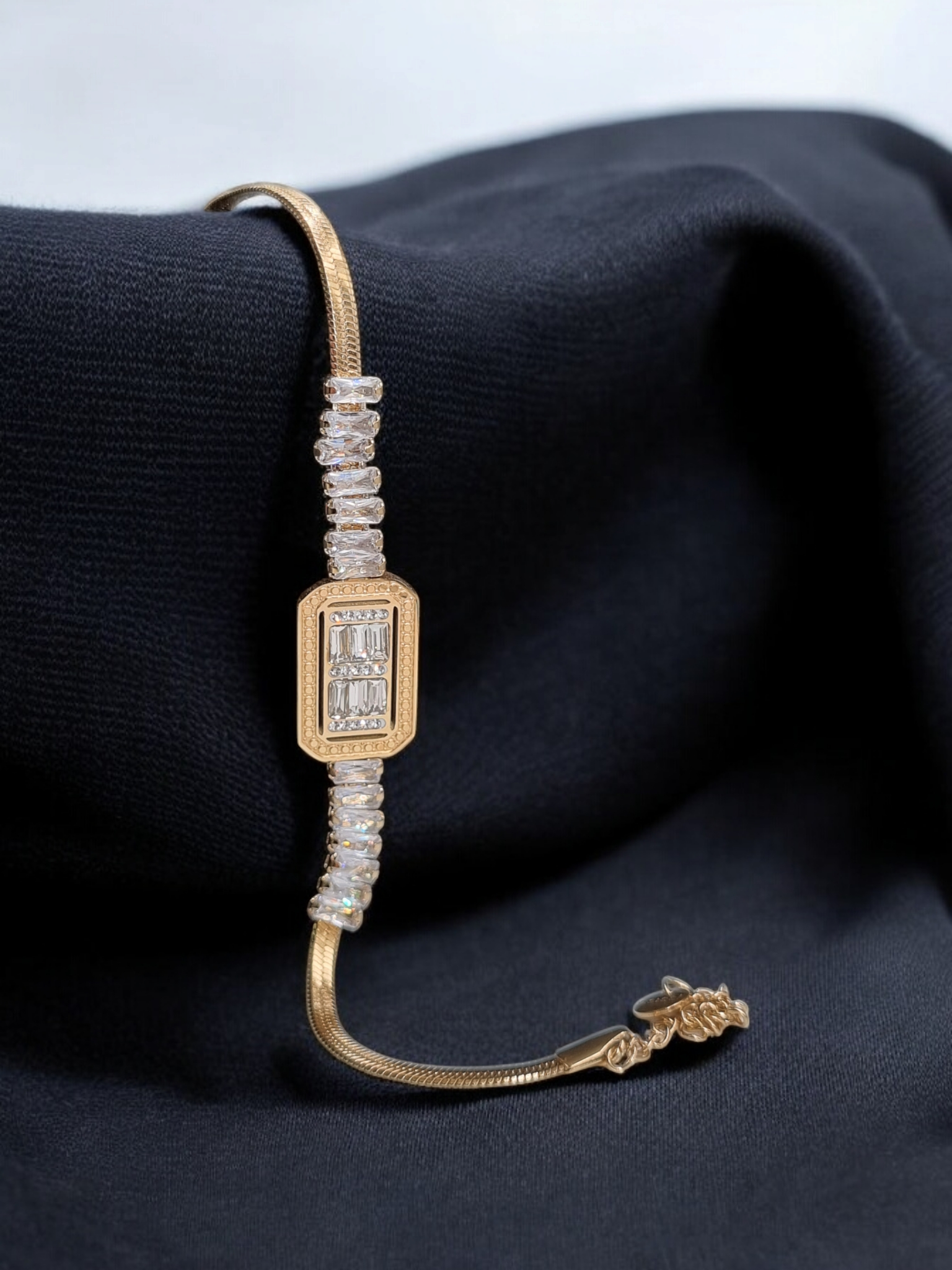 Çelik Bileklik ÇBL768