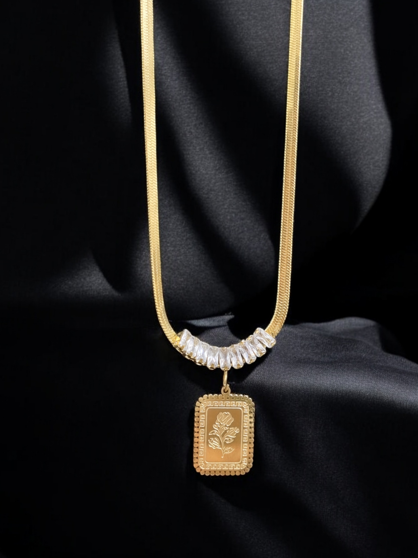 Çelik Kolye ÇKLY611