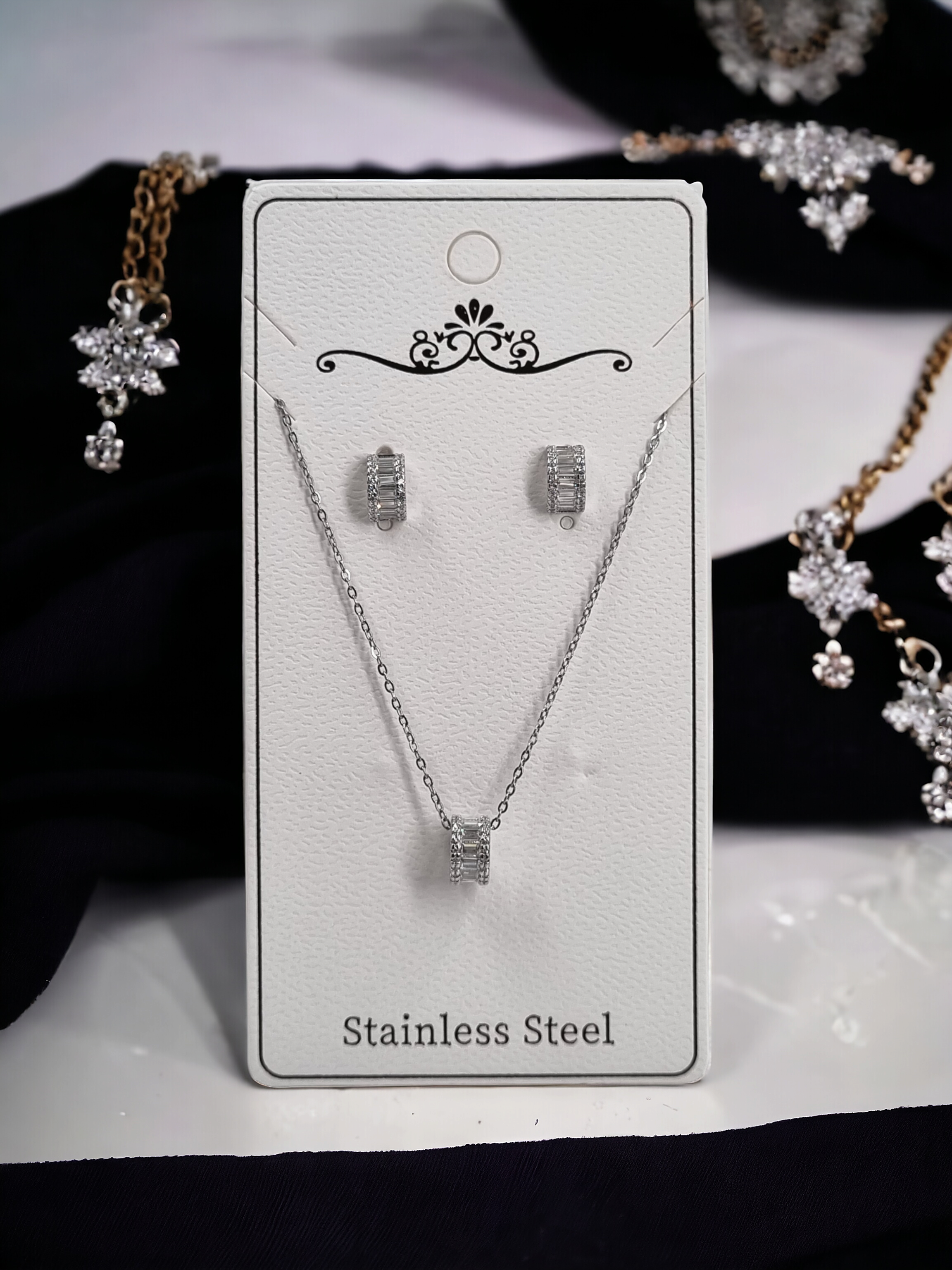 Çelik Kolye-Küpe Seti KS005