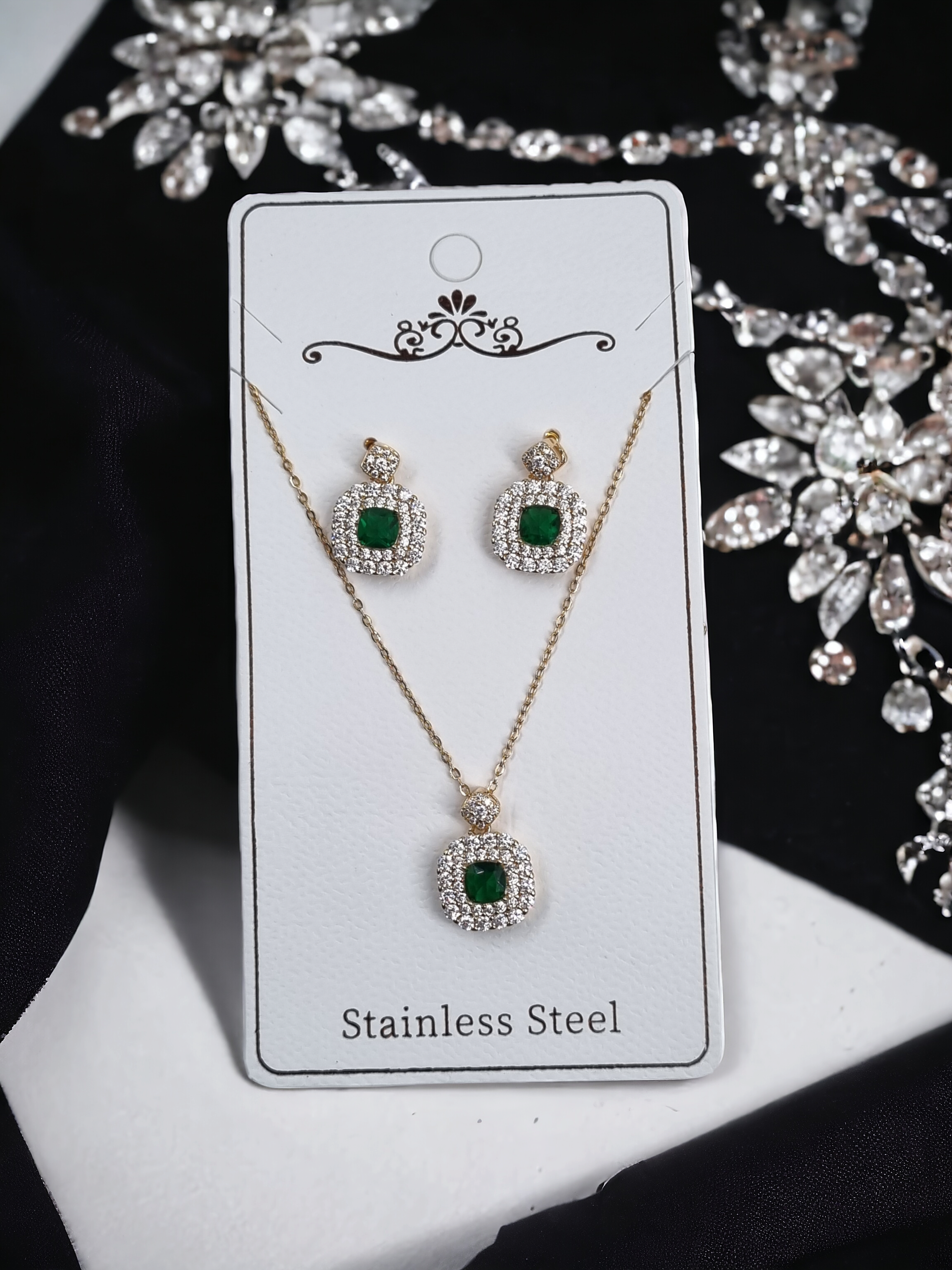 Çelik Kolye-Küpe Seti KS020