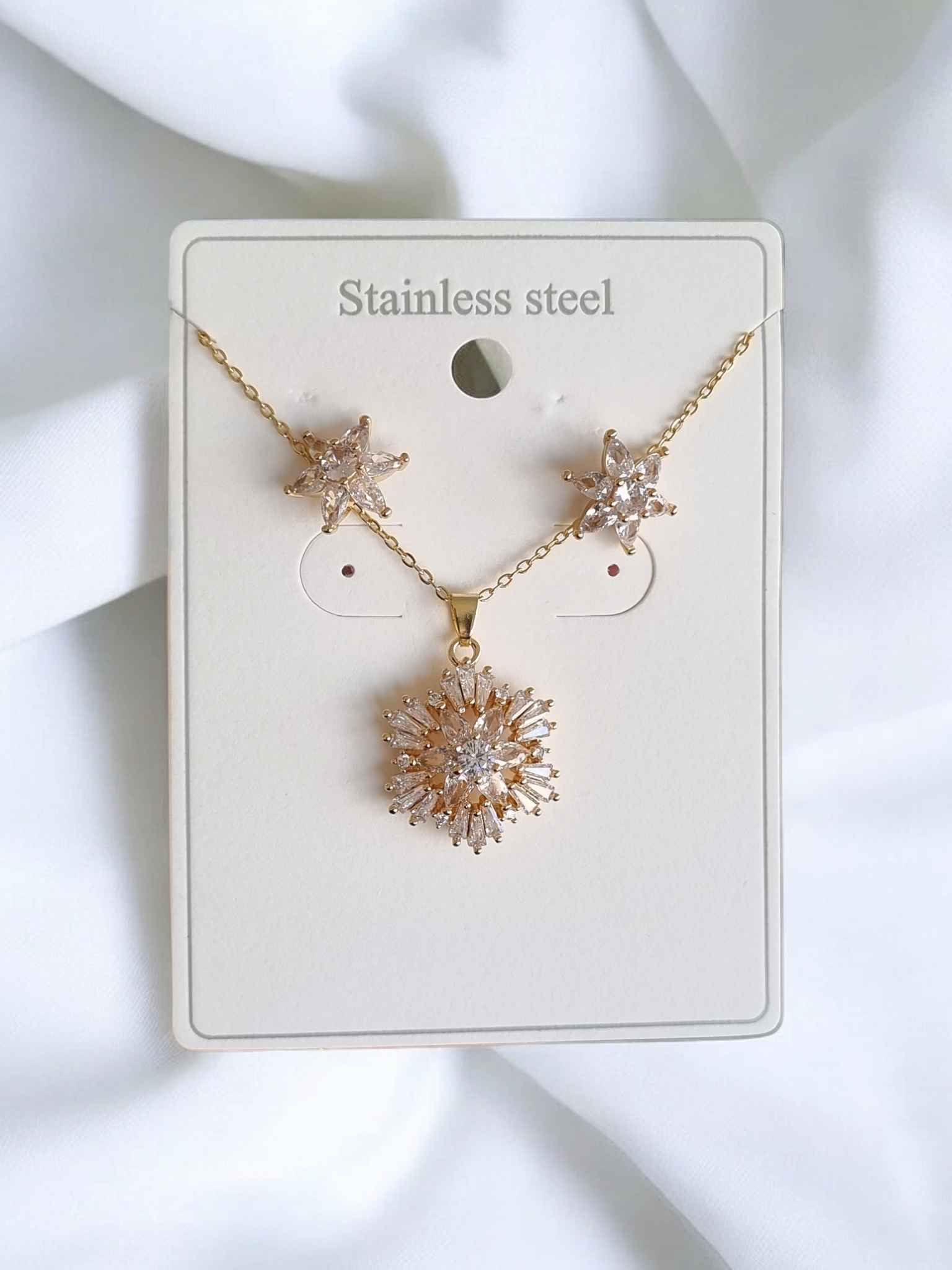 Çelik Kolye-Küpe Seti KS024