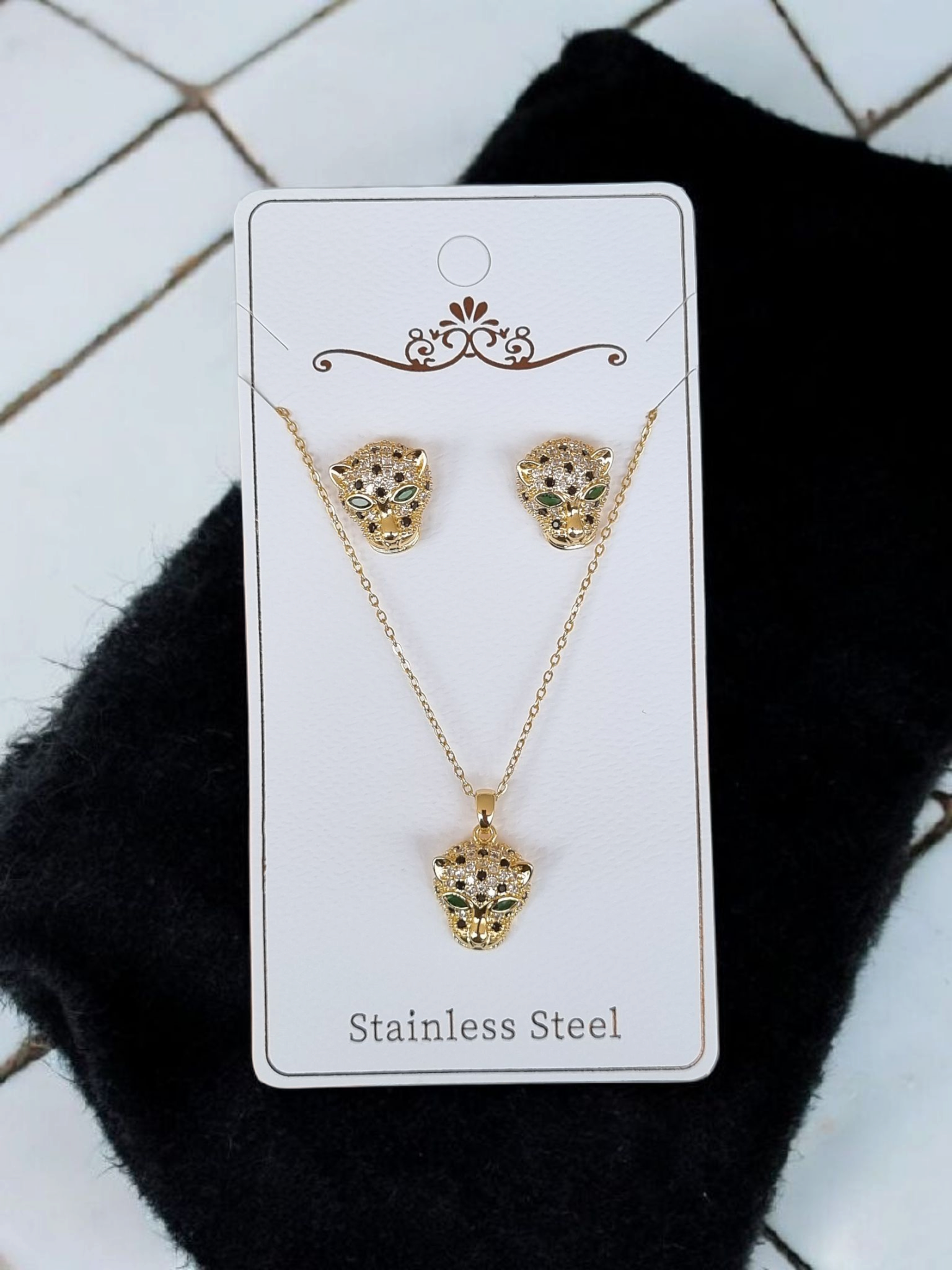 Çelik Kolye-Küpe Seti KS042