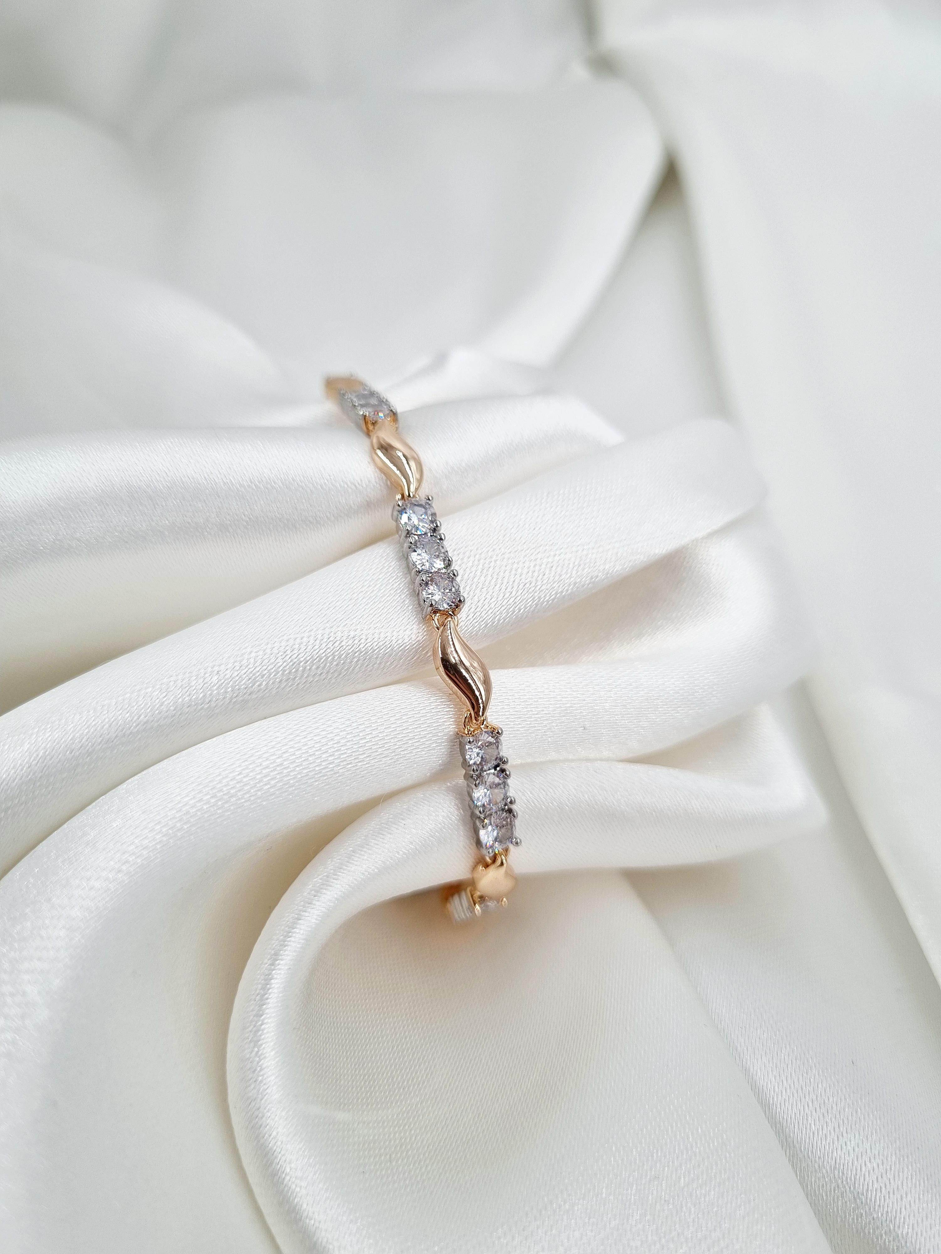 Zircon Bileklik ZB75