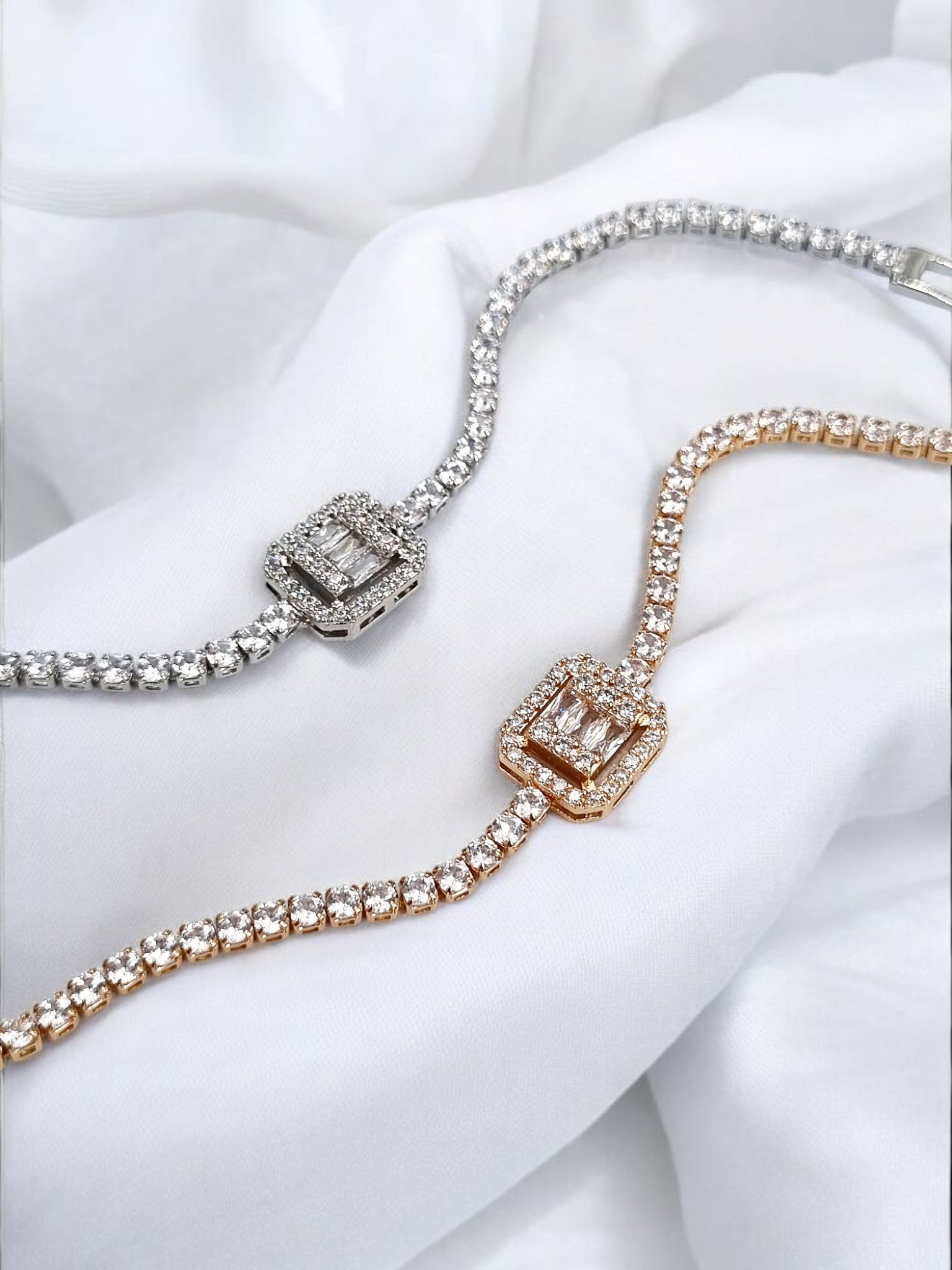 Zirkon Bileklik ZB11