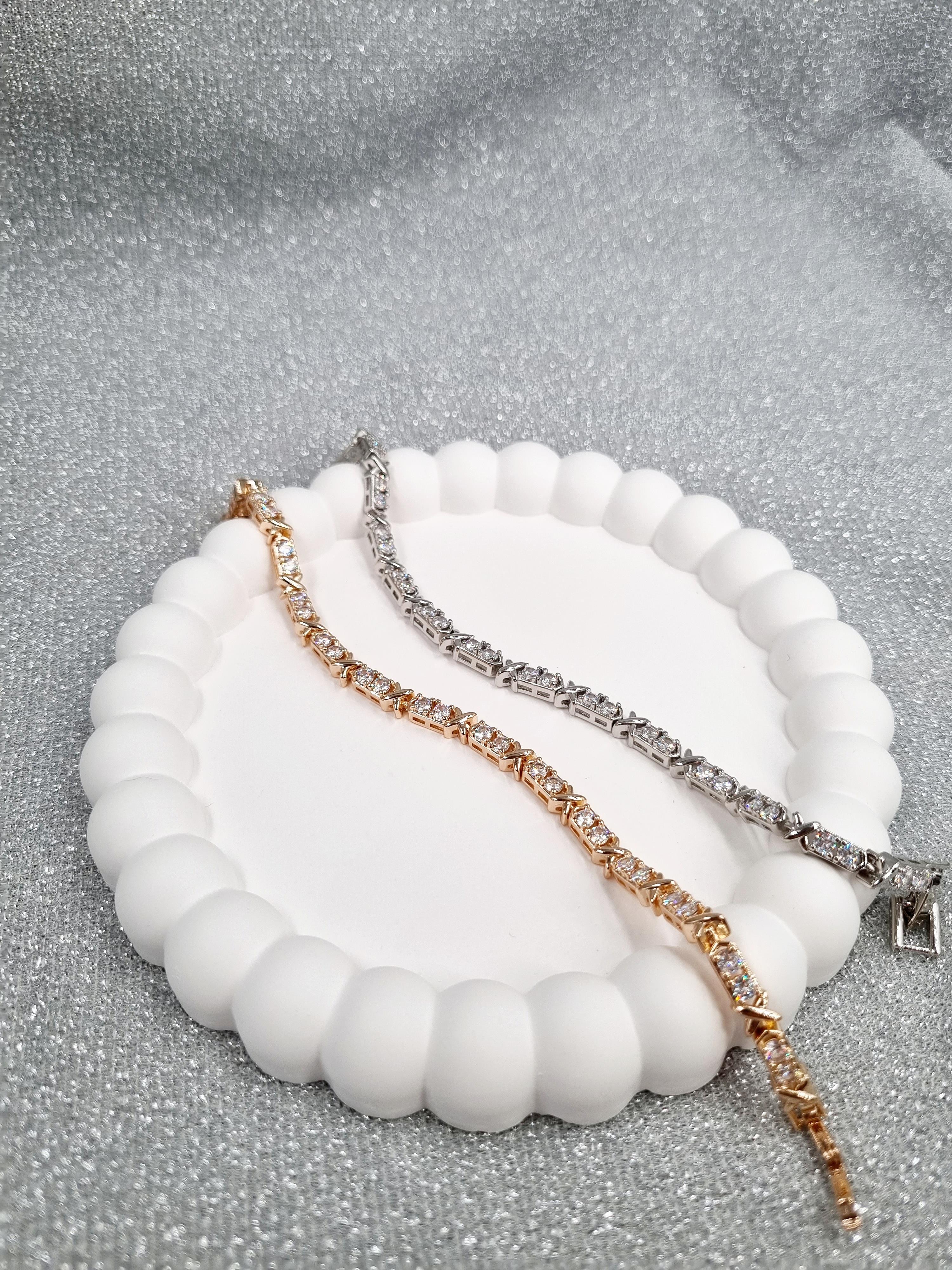 Zirkon Bileklik ZB17