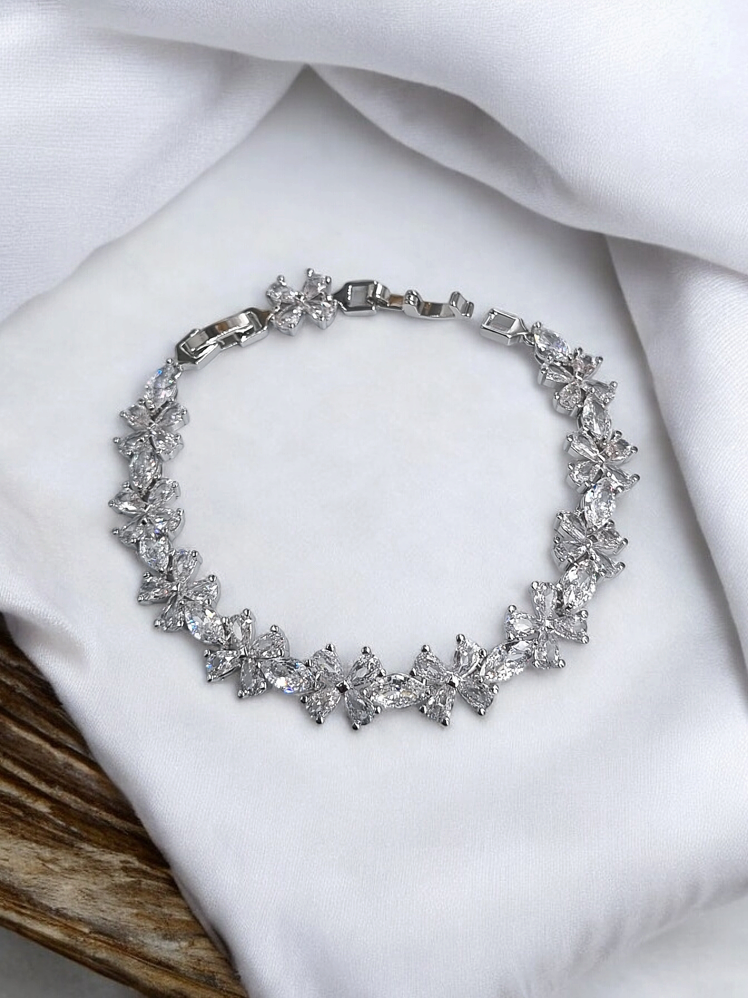 Zirkon Bileklik ZB42