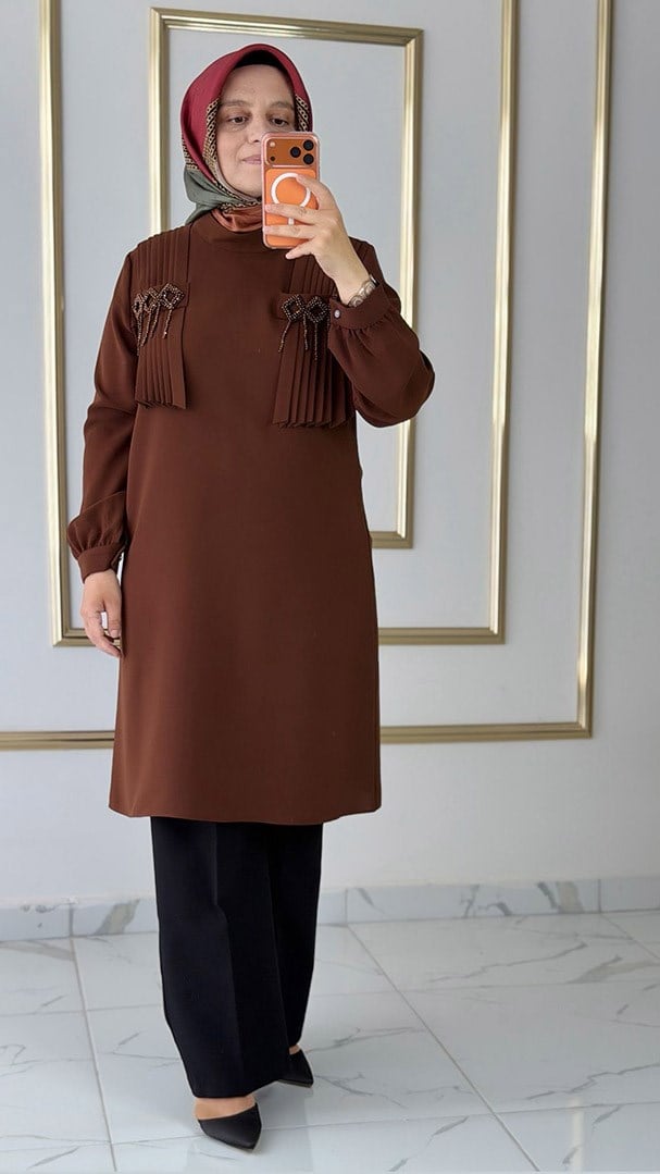 Boncuk ve Pile Detaylı Kahverengi Tunik FRY