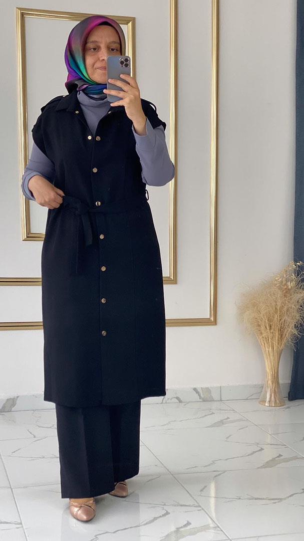 Düğme Detaylı Kemerli Siyah Yelek FRY