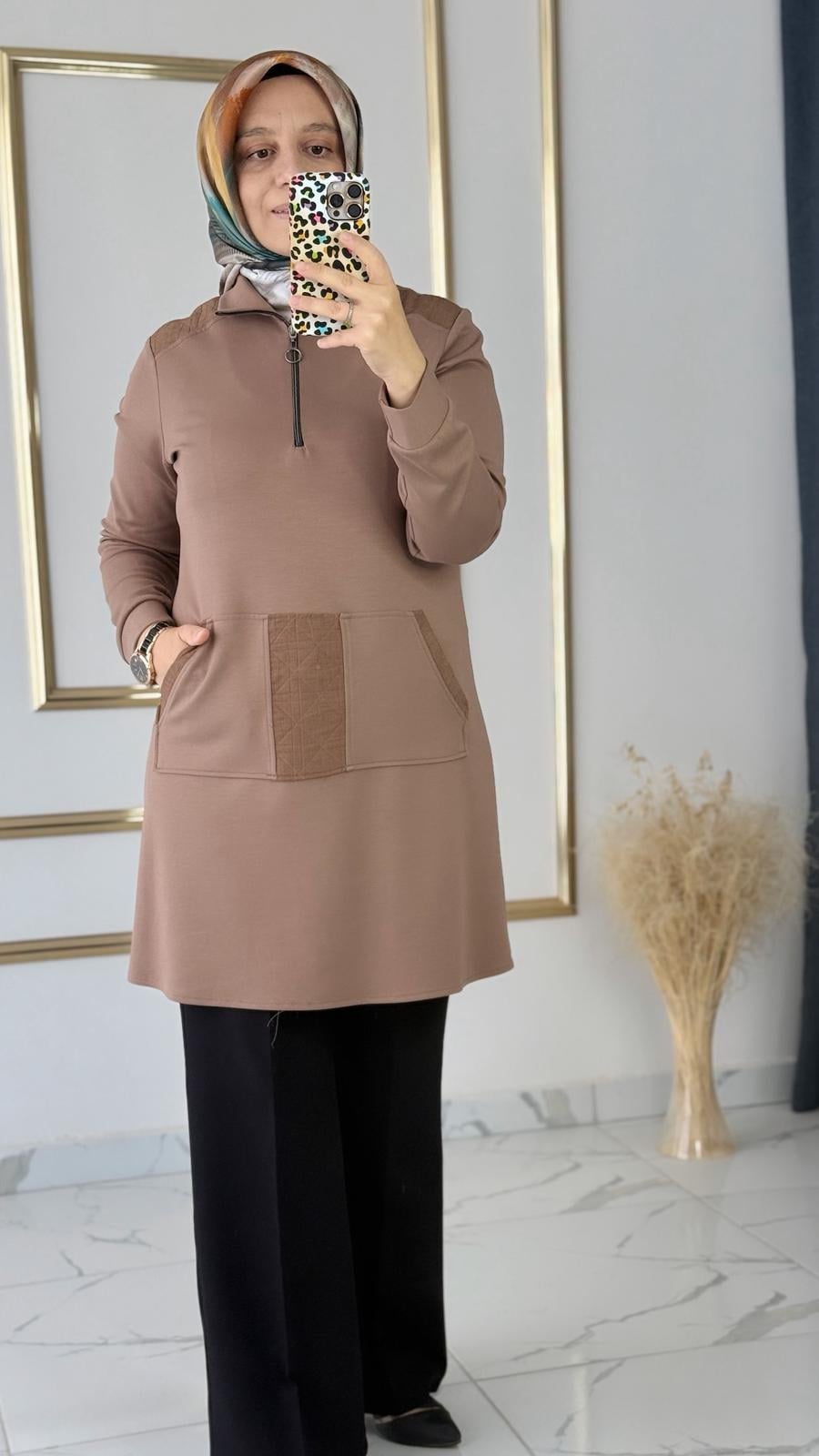 Kanguru Cep Detaylı Latte Tunik FRY