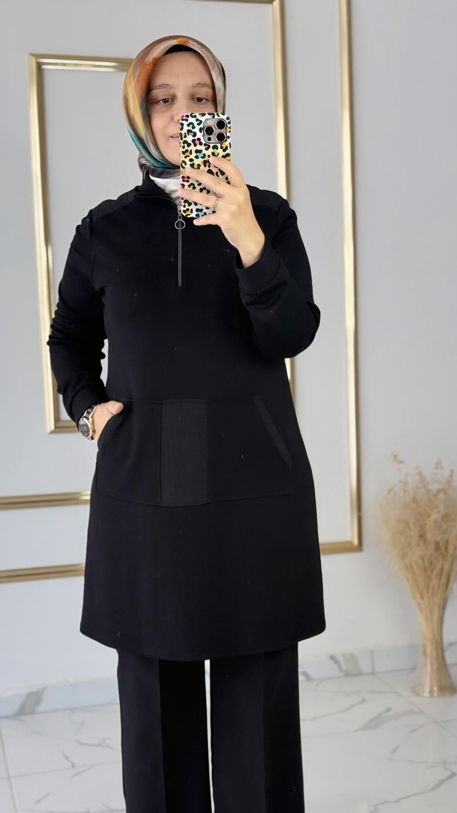 Kanguru Cep Detaylı Siyah Tunik FRY