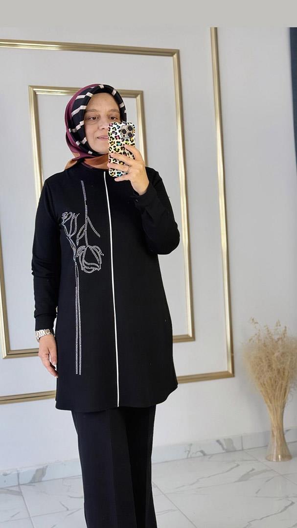 Şerit ve Taş Detaylı Siyah Tunik FRY