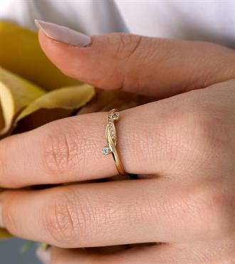 Taşlı Sevgi Düğümü Yüzük