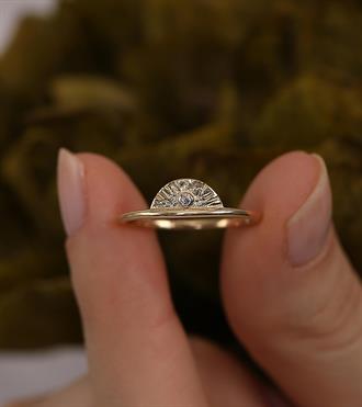 Mini Taşlı Yelpaze Yüzük