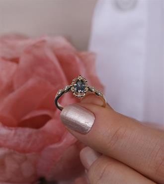 Mistik Taşlı Vintage Yüzük