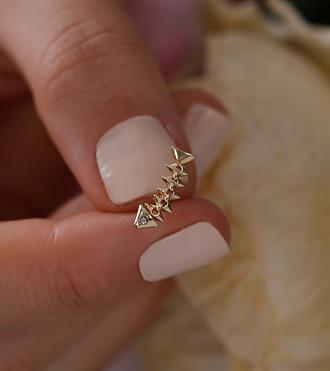 Balık Kılçığı Vidalı Küpe