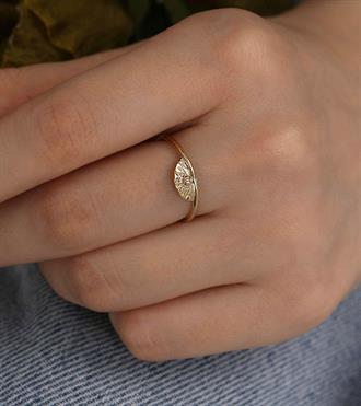 Mini Taşlı Yelpaze Yüzük