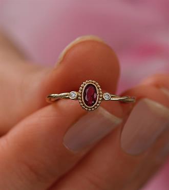 Pembe Taşlı Vintage Yüzük