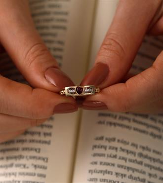 Hareketli Kalp Yüzük