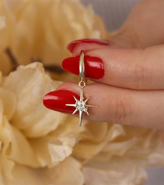 Taş Detaylı Kutup Yıldızı Küpe