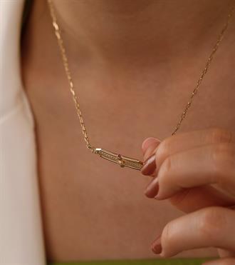 Pembe Taşlı Andre Kolye