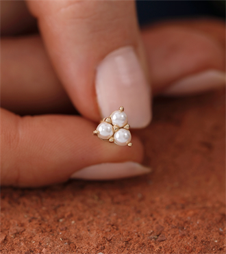 İnci Tria Vidalı Küpe