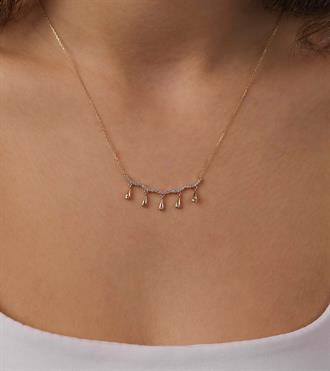 Damla Sallantılı Kolye