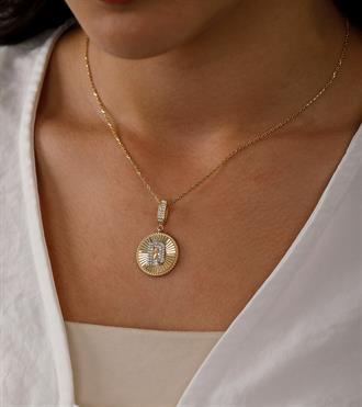 Taşlı Harf Daire Kolye Ucu