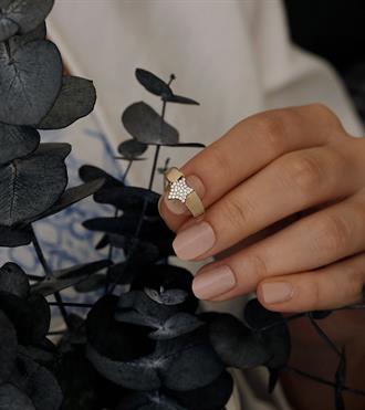 Taşlı Yıldız Tasarım Yüzük