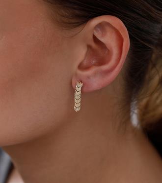 Başak Vidalı Küpe