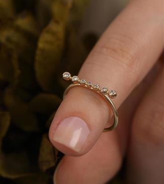 Taşlı Sıralı Düz Yüzük