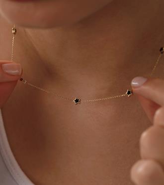 Siyah Yıldızlı Kolye