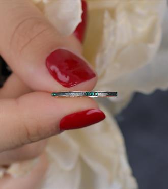 Yeşil Taşlı Mini Yüzük