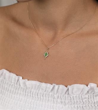 Yeşim Taşlı Yıldız Kolye